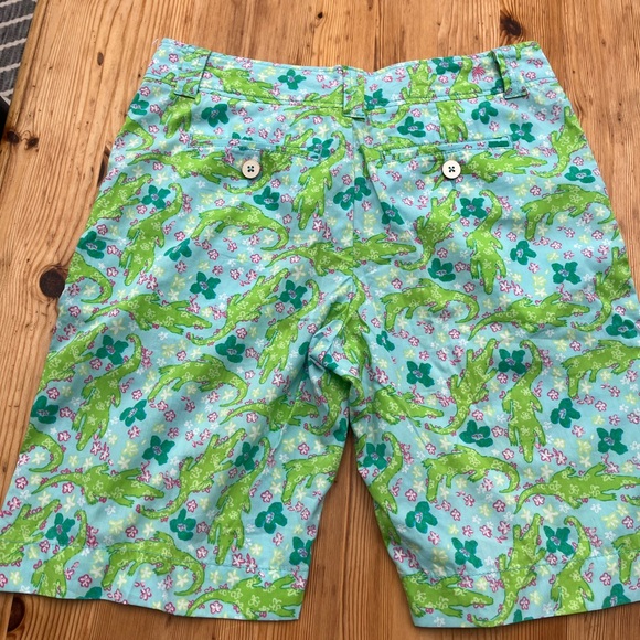 Lilly Pulitzer Bermuda shorts - Picture 3 of 7